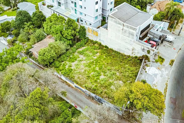 Terreno de Esquina em Avenida Movimentada no Tingui - 537m² ! - foto 5