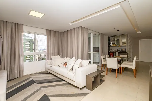 Apartamento mobiliado com 2 suítes à venda no bairro Água verde em Curitiba/PR - foto 2