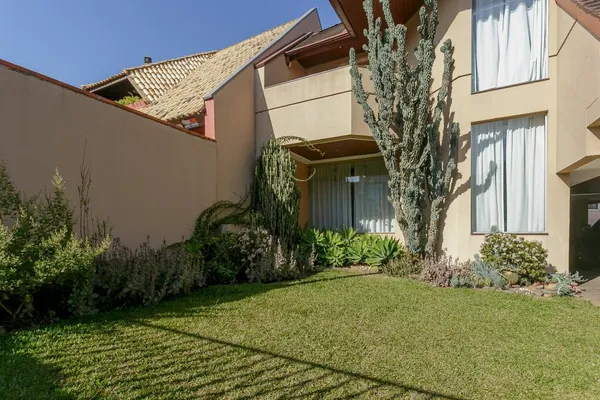 CASA com 6 dormitórios à venda com 603m² por R$ 2.400.000,00 no bairro Campina do Siqueira - CURITIBA / PR - foto 2