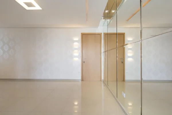 APARTAMENTO SEMIMOBILIADO 2 VAGAS DE GARAGEM | SEMINÁRIO - foto 3