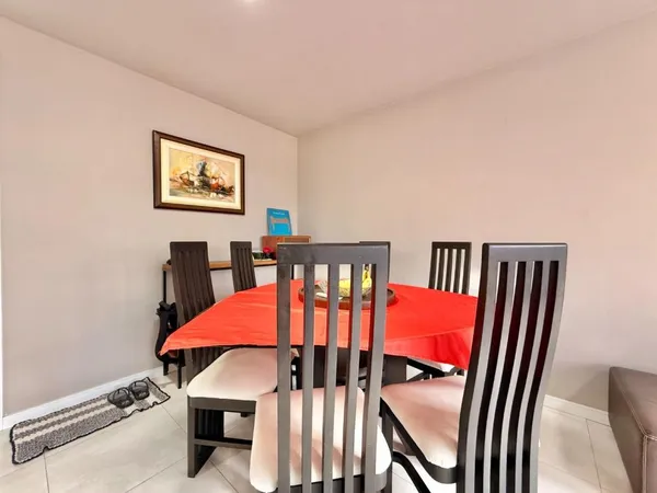 Apartamento com 3 dormitórios à venda por R$ 370.000,00 - Portão - Curitiba/PR - foto 3