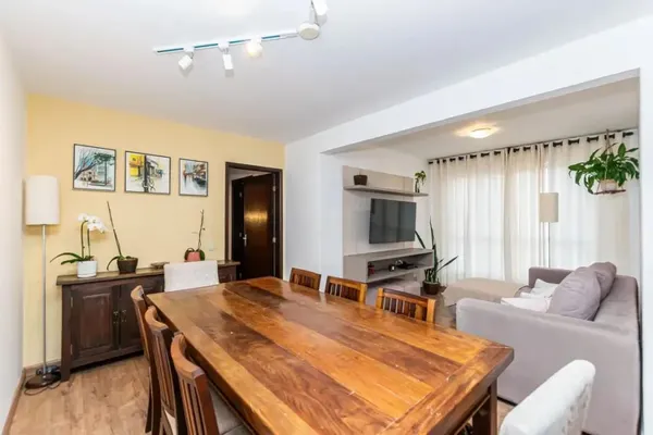 Apartamento 3 quartos 1 suíte 1 vaga de garagem no Ed Allamanda, Água Verde, Curitiba/PR - foto 2