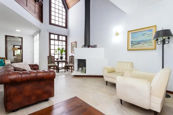 Excelente casa no Jardim Schaeffer, com 600m², disponível para locação ou venda - foto 4