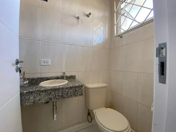 Sobrado com 3 dormitórios ( 1 suíte ), à venda - Hauer - foto 3