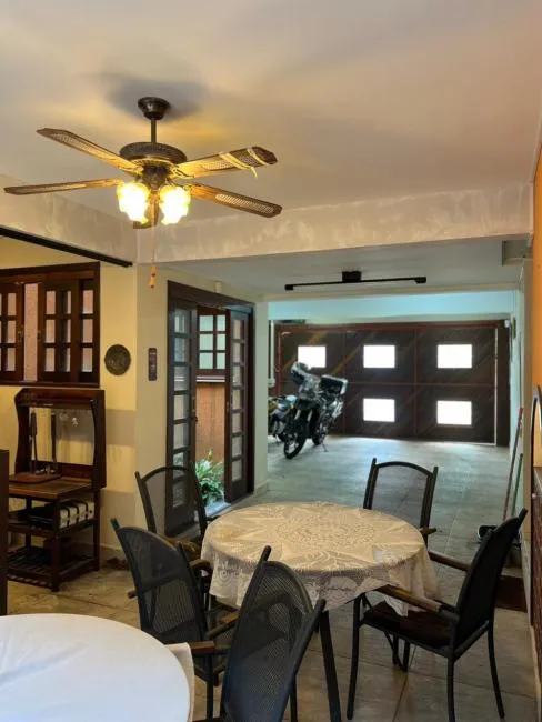 CASA com 3 dormitórios à venda com 312m² por R$ 2.650.000,00 no bairro Santo Inácio - CURITIBA / PR - foto 3