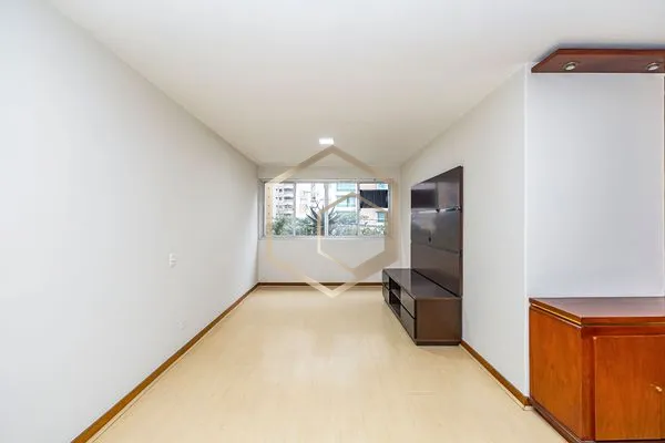 APARTAMENTO 99,87 M² | 3 QUARTOS (1 SUÍTE) | VAGA LIVRE | ÁGUA VERDE - foto 2