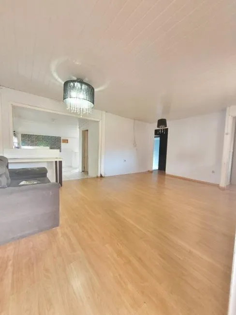 Casa Térrea para Venda em Curitiba, Portão, 3 dormitórios, 1 suíte, 2 vagas - foto 4