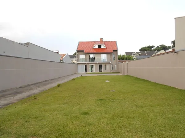 Espetacular Casa com 360 m² de Área Construída em Terreno de 660 m² 5 Quartos e Inúmeras Possibilidades no Bairro Santa Quitéria - foto 5