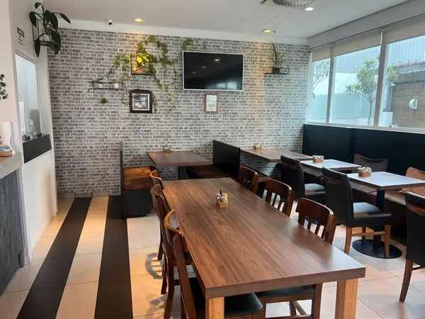 Ponto Comercial em Plena Atividade, à venda com 90 m² por R$ 520.000 - Rebouças - Curitiba/PR - foto 5