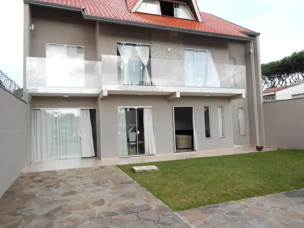 Espetacular Casa com 360 m² de Área Construída em Terreno de 660 m² 5 Quartos e Inúmeras Possibilidades no Bairro Santa Quitéria - foto 3