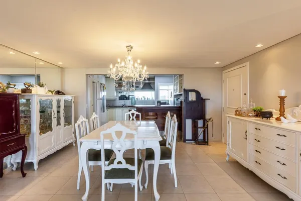 Oportunidade no Cabral – 123m² | 3 quartos | 1 suíte | 1 vaga - Última Unidade - foto 3