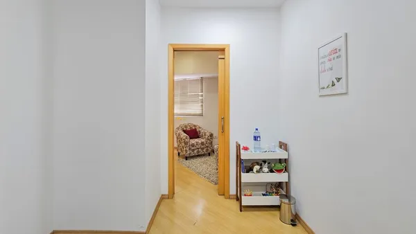 Sala comercial de 23 m² com 2 ambientes na Avenida República Argentina - foto 2