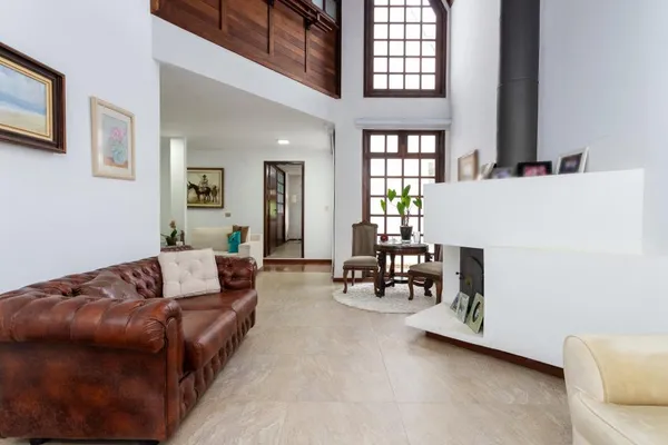 Excelente casa no Jardim Schaeffer, com 600m², disponível para locação ou venda - foto 5