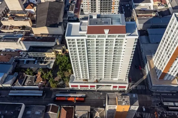 Studio semi-mobiliado centro de Curitiba – Localização estratégica com grande potencial de valorização e rentabilidade. - foto 3