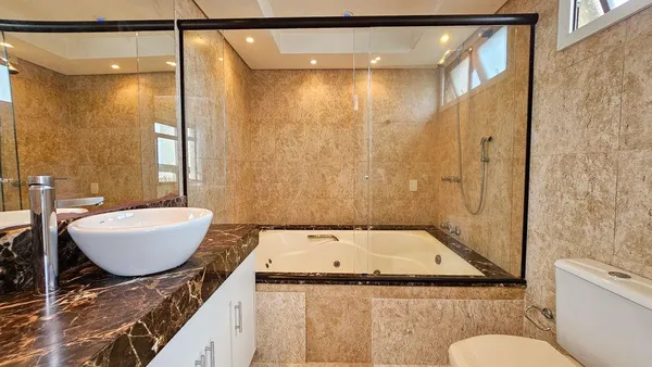 Cobertura Semimobiliada com 3 dormitórios à venda, 246 m² por R$ 1.950.000 - Água Verde - Curitiba/PR - foto 2