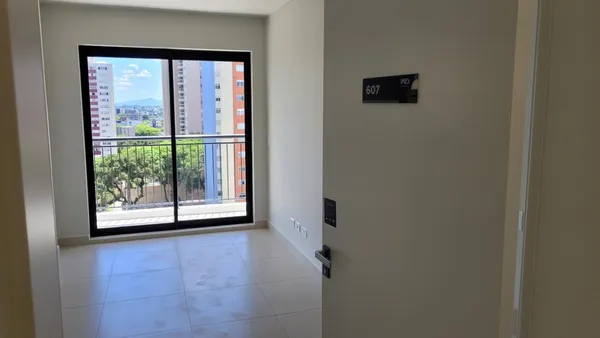 APARTAMENTO com 1 dormitório à venda com 61.62m² por R$ 399.000,00 no bairro Portão - CURITIBA / PR - foto 2