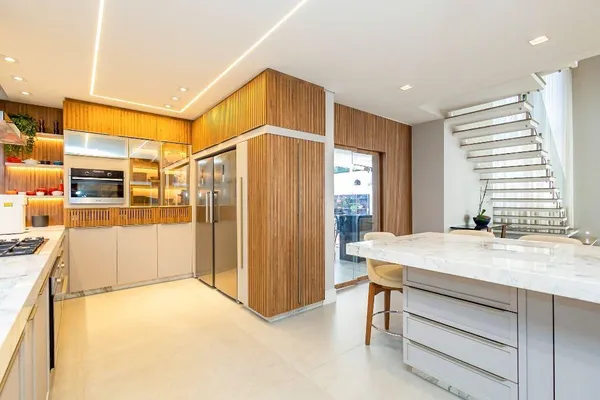 Casa com 4 dormitórios à venda, 330 m² por R$ 3.330.000,00 - São Braz - Curitiba/PR - foto 3