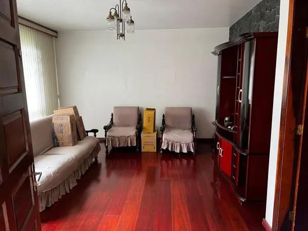 CASA com 4 dormitórios à venda com 588m² por R$ 1.250.000,00 no bairro Portão - CURITIBA / PR - foto 3