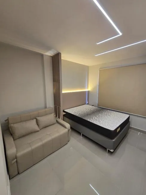 Excelente apartamento compacto, mobiliado e luxuoso, para quem busca conforto, praticidade e localização privilegiada no Centro de Curitiba. - foto 4
