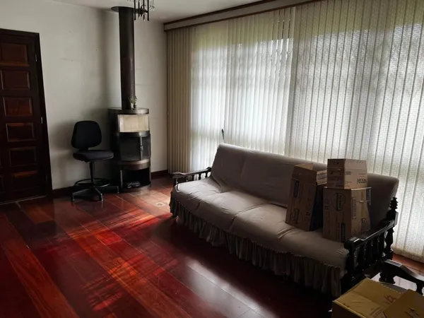 CASA com 4 dormitórios à venda com 588m² por R$ 1.250.000,00 no bairro Portão - CURITIBA / PR - foto 2