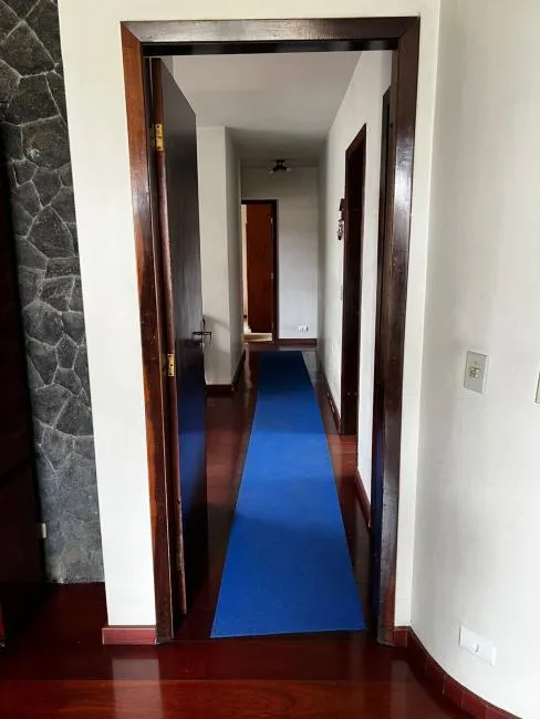 CASA com 4 dormitórios à venda com 588m² por R$ 1.250.000,00 no bairro Portão - CURITIBA / PR - foto 4