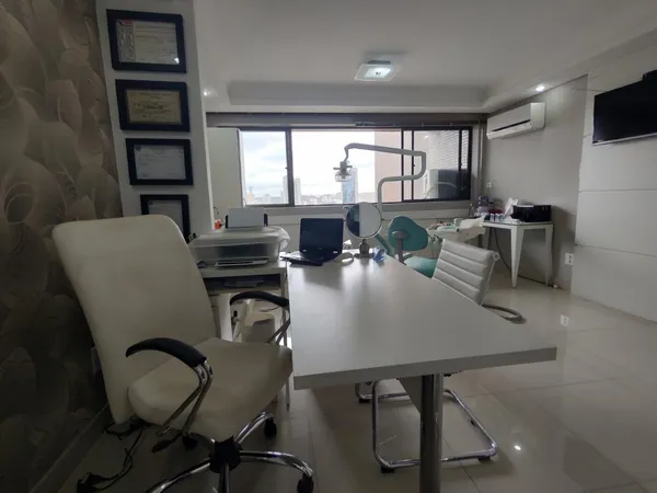SALA COMERCIAL NO CENTRO DE CURITIBA - foto 5