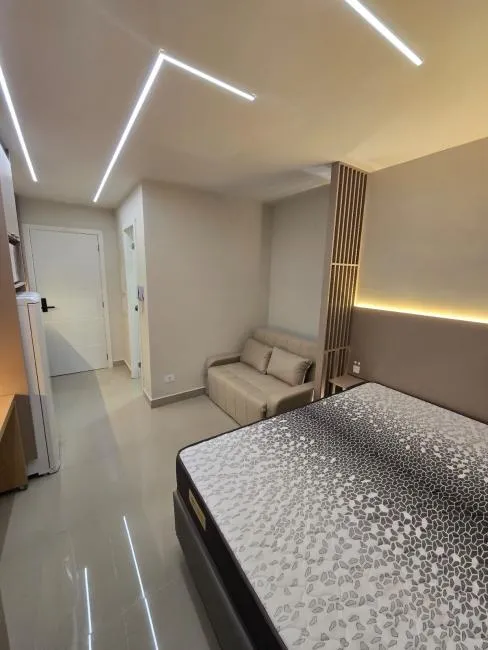 Excelente apartamento compacto, mobiliado e luxuoso, para quem busca conforto, praticidade e localização privilegiada no Centro de Curitiba. - foto 3