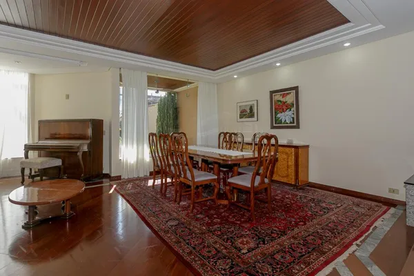 CASA com 6 dormitórios à venda com 603m² por R$ 2.400.000,00 no bairro Campina do Siqueira - CURITIBA / PR - foto 3