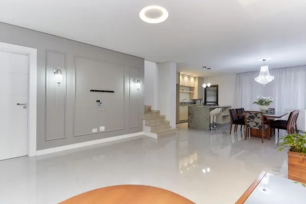 Sobrado de Alto Padrão no Água Verde: 3 Quartos (1 Suíte), Terraço com Jacuzzi. - foto 5